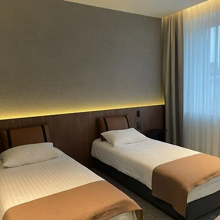Hotell Pan Tadeusz 3*